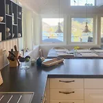 Casa de Férias Family With View Over Fjord, Mountain, Wood *